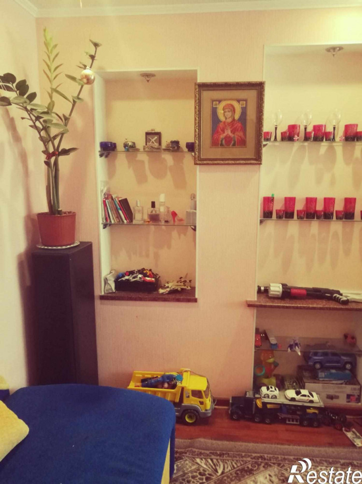 2-комн квартира Болотникова ул., 4