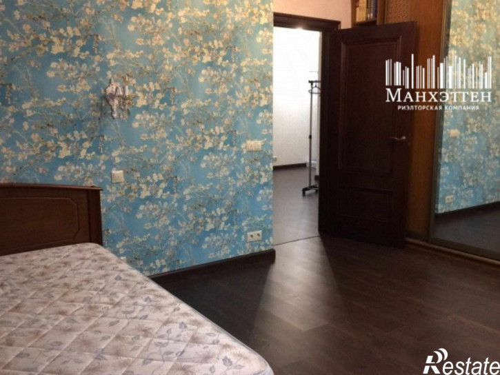 3-комн квартира Генкиной ул., 25а