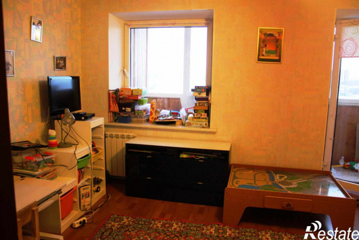 4-комн квартира Агрономическая ул., 136