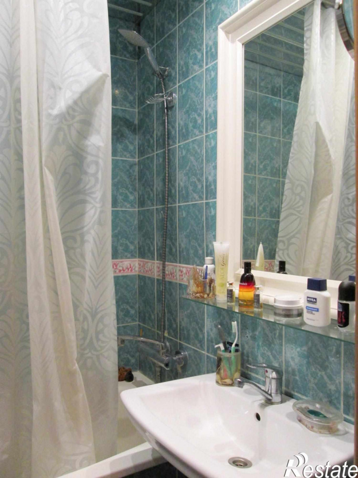 3-комн квартира Верхне-Печерская ул., 7, к 2