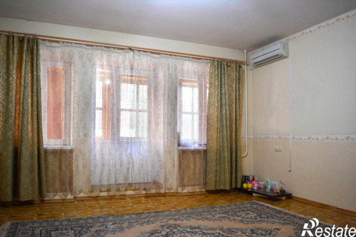 4-комн квартира Ошарская ул., 17
