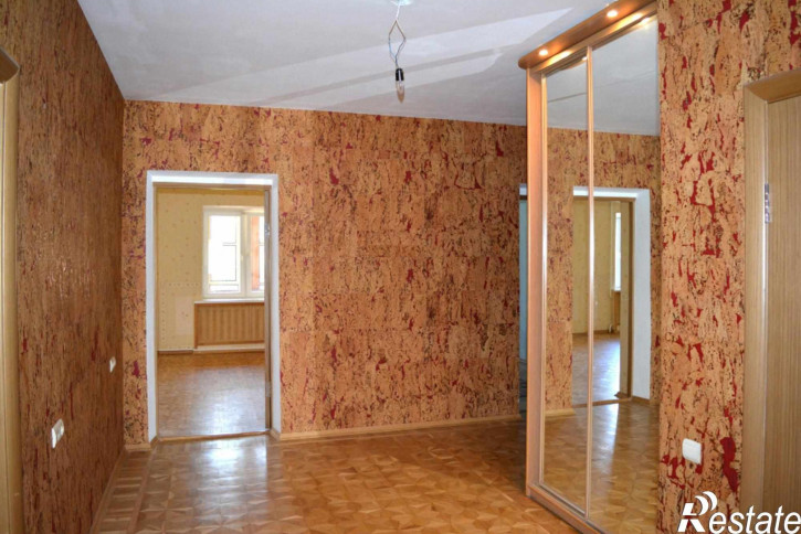 4-комн квартира Ошарская ул., 17