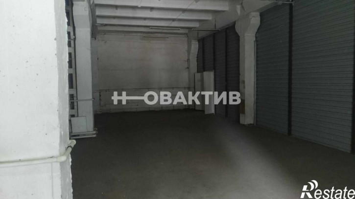 Помещение свободного назначения улица Максима и Николая Казанцевых, 157