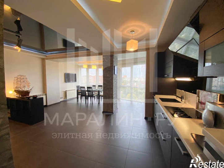 3-комн квартира Петрашевского, 36