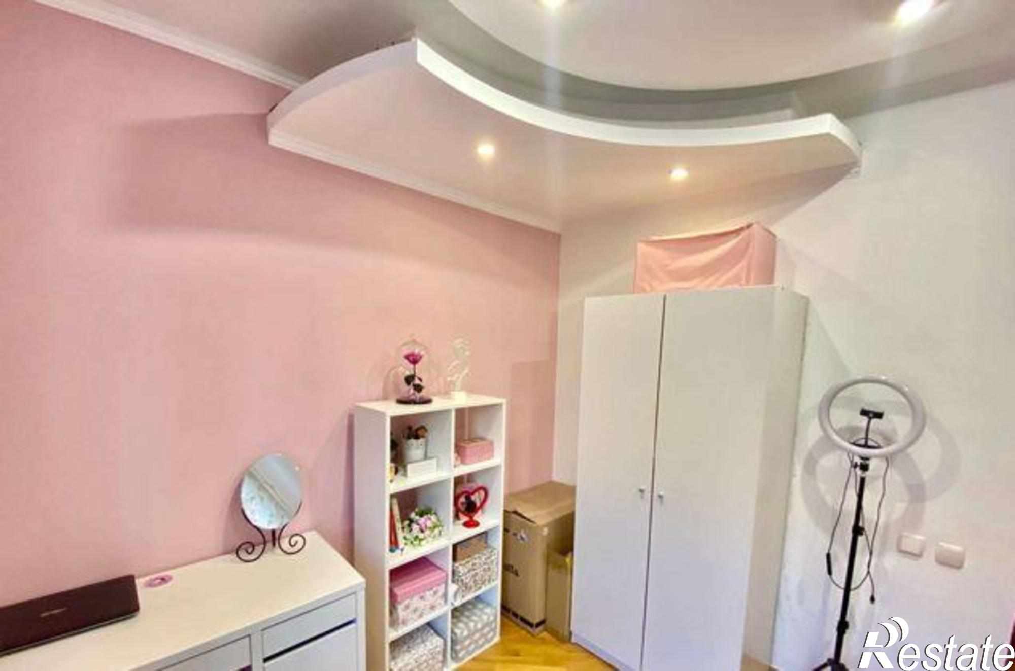 Купить квартиру за 4 690 000 рублей на Абаканская улица, 22
