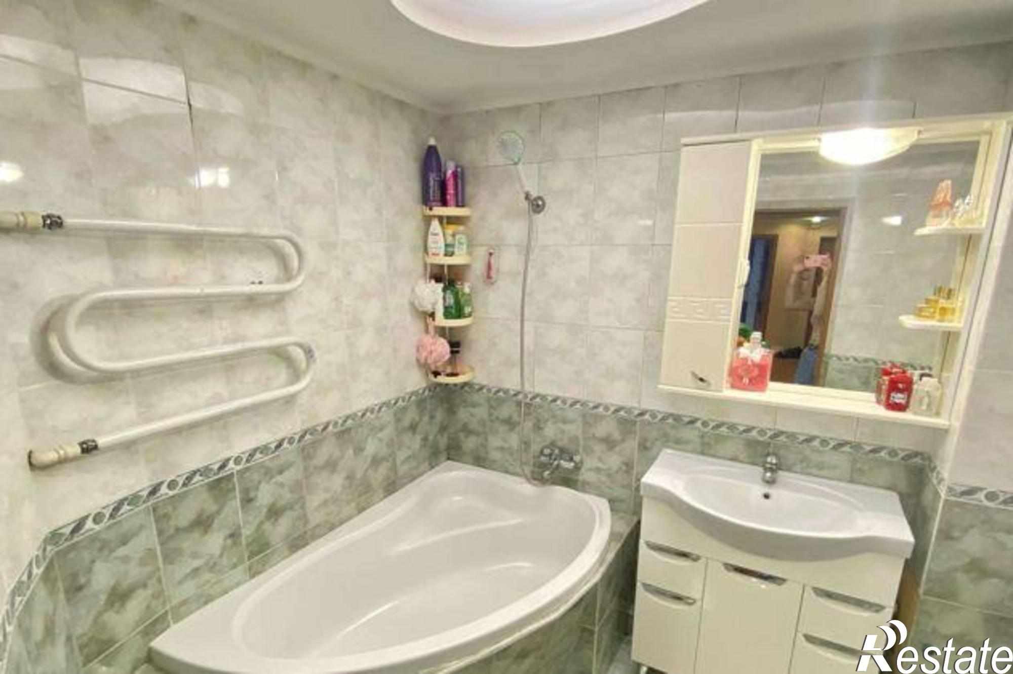 Купить квартиру за 4 690 000 рублей на Абаканская улица, 22
