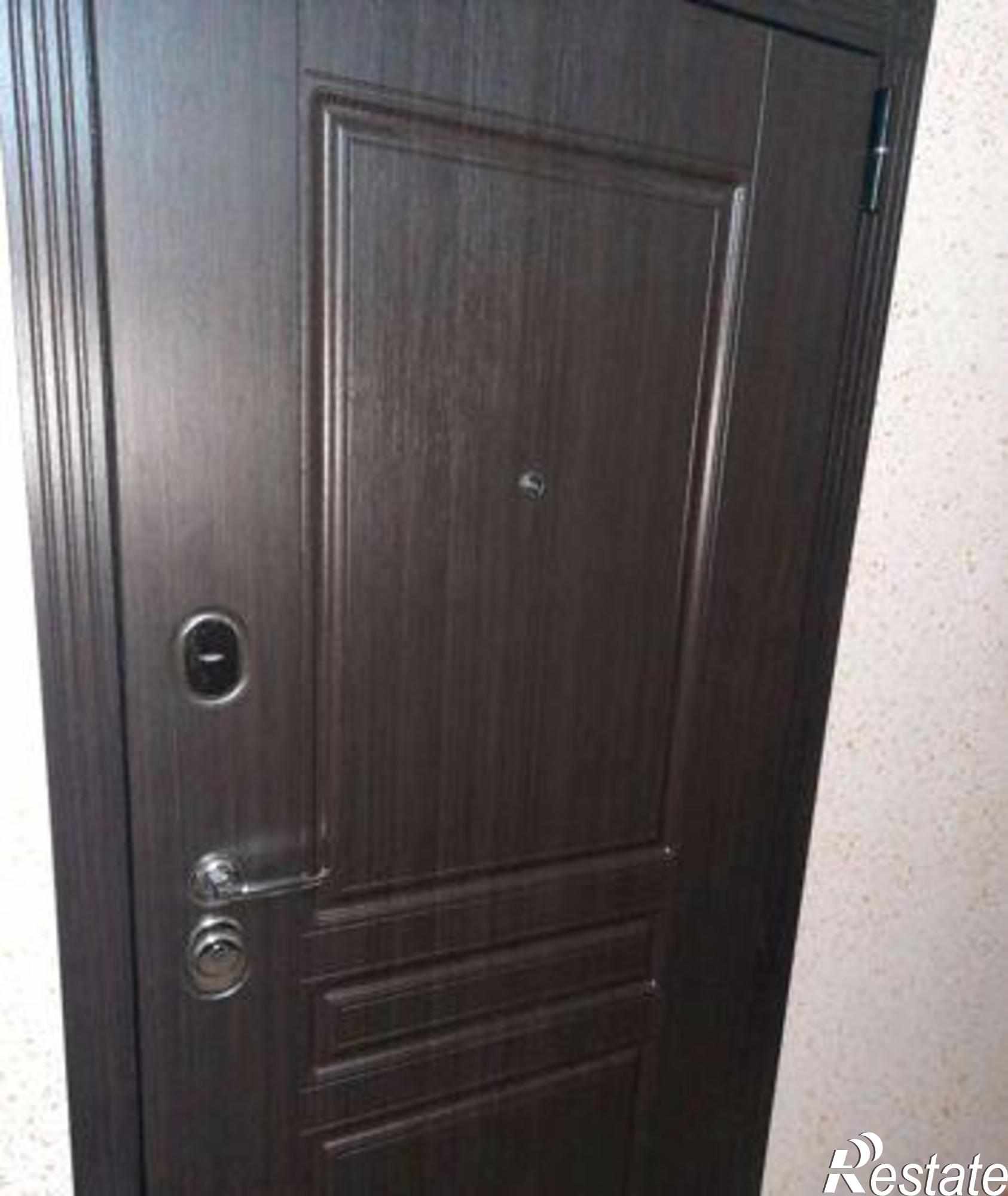 Купить квартиру за 4 320 000 рублей на улица 35-я Линия, 89/32