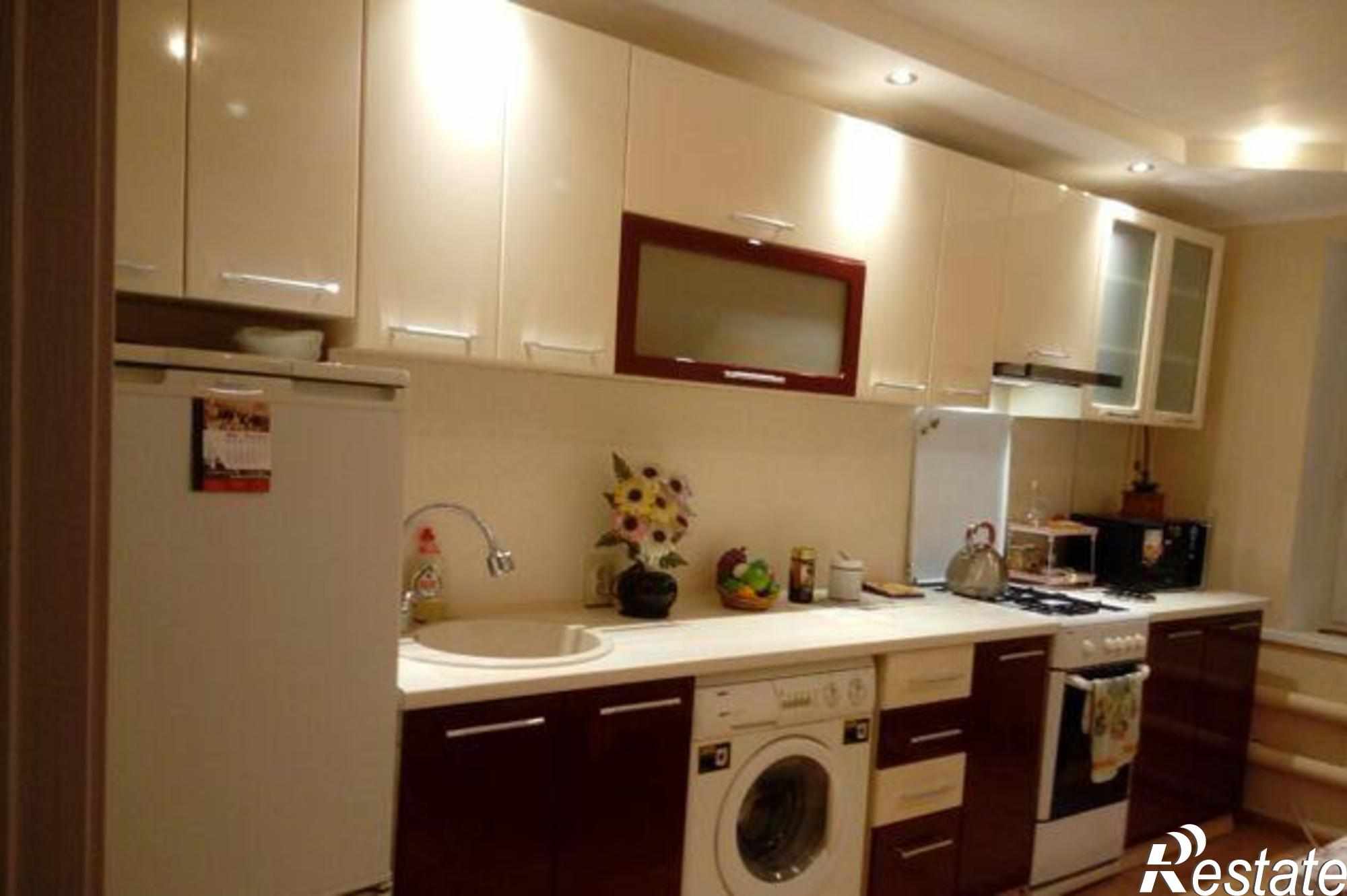 Купить квартиру за 4 040 000 рублей на Гагринская улица, 37А
