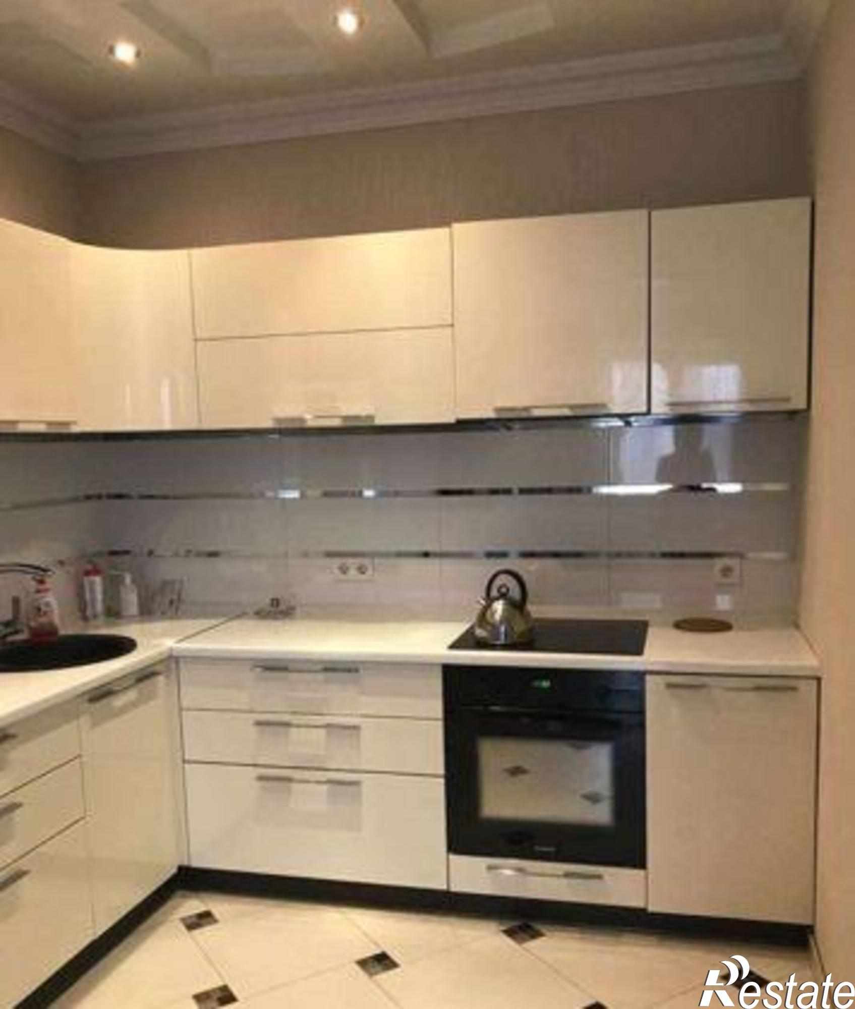 Купить квартиру за 6 300 000 рублей на улица Евдокимова, 37А