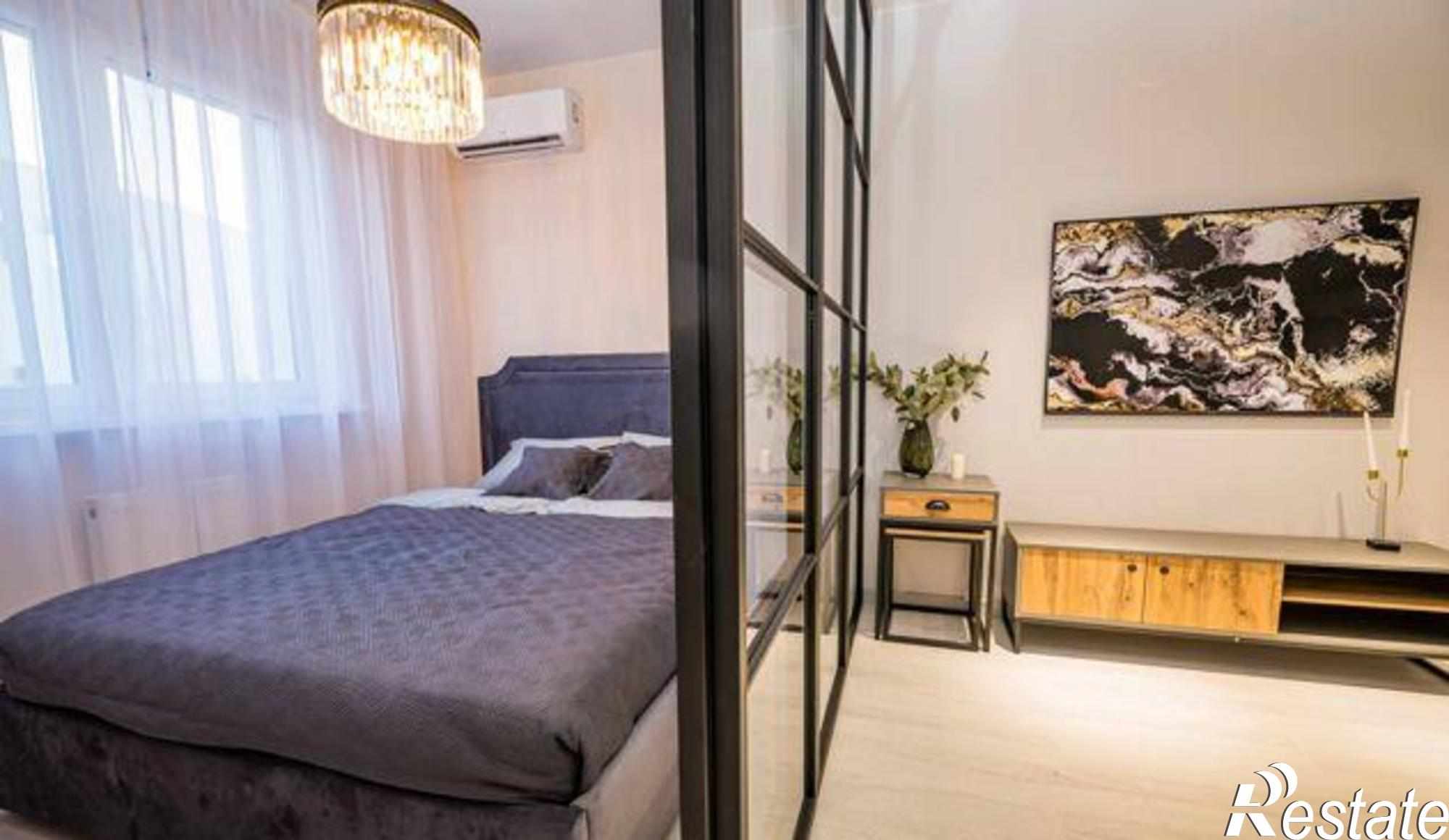 Купить квартиру за 3 370 000 рублей на улица Жмайлова, 19А