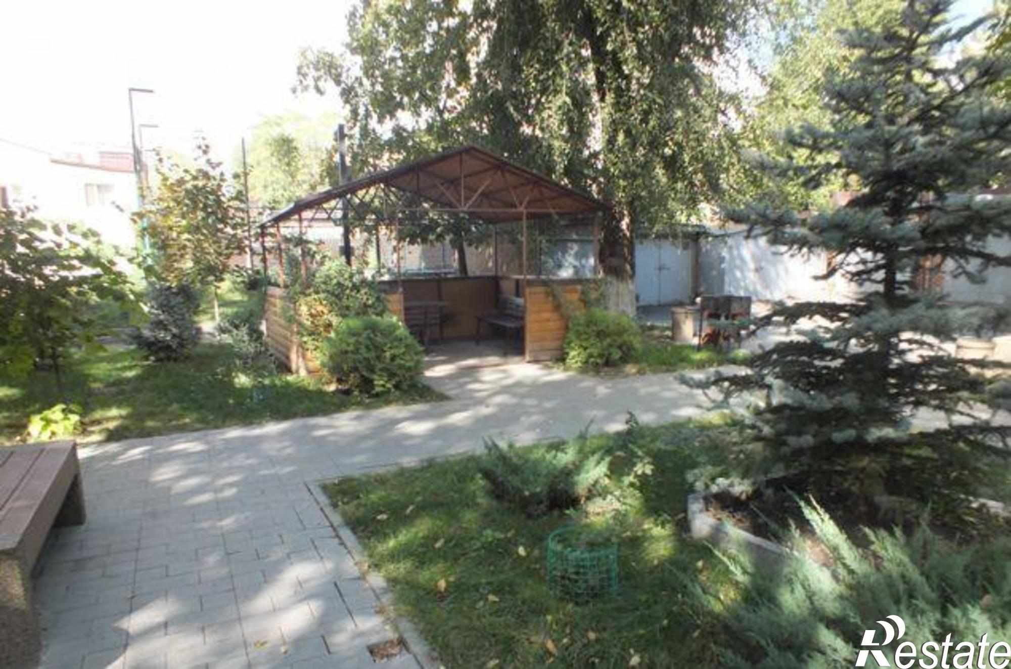 Купить квартиру за 4 230 000 рублей на площадь Толстого, 9/2