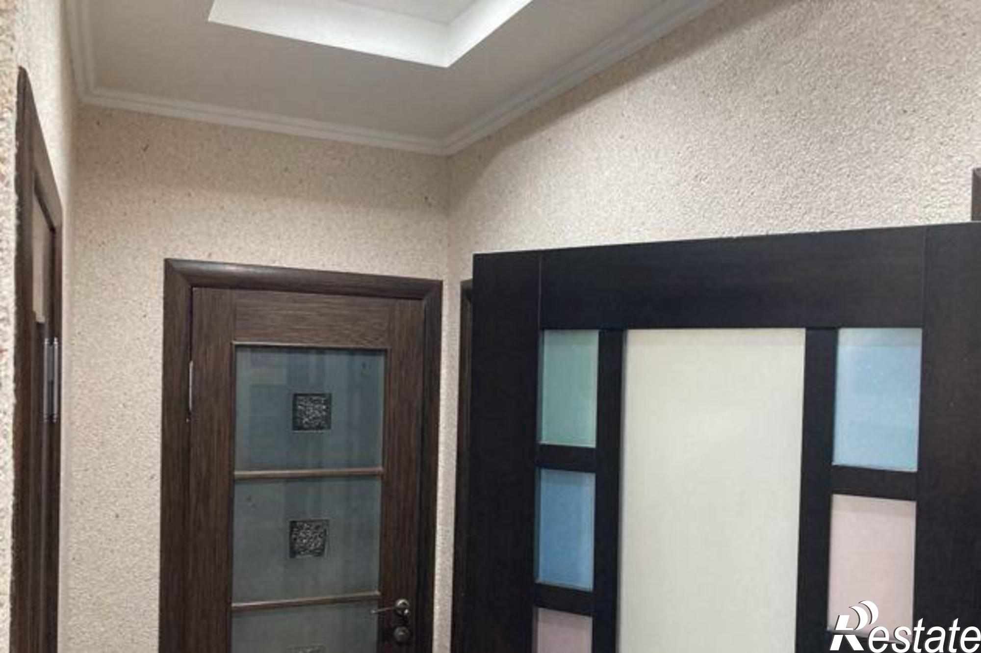 Купить квартиру за 5 830 000 рублей на Таганрогская улица, 112А