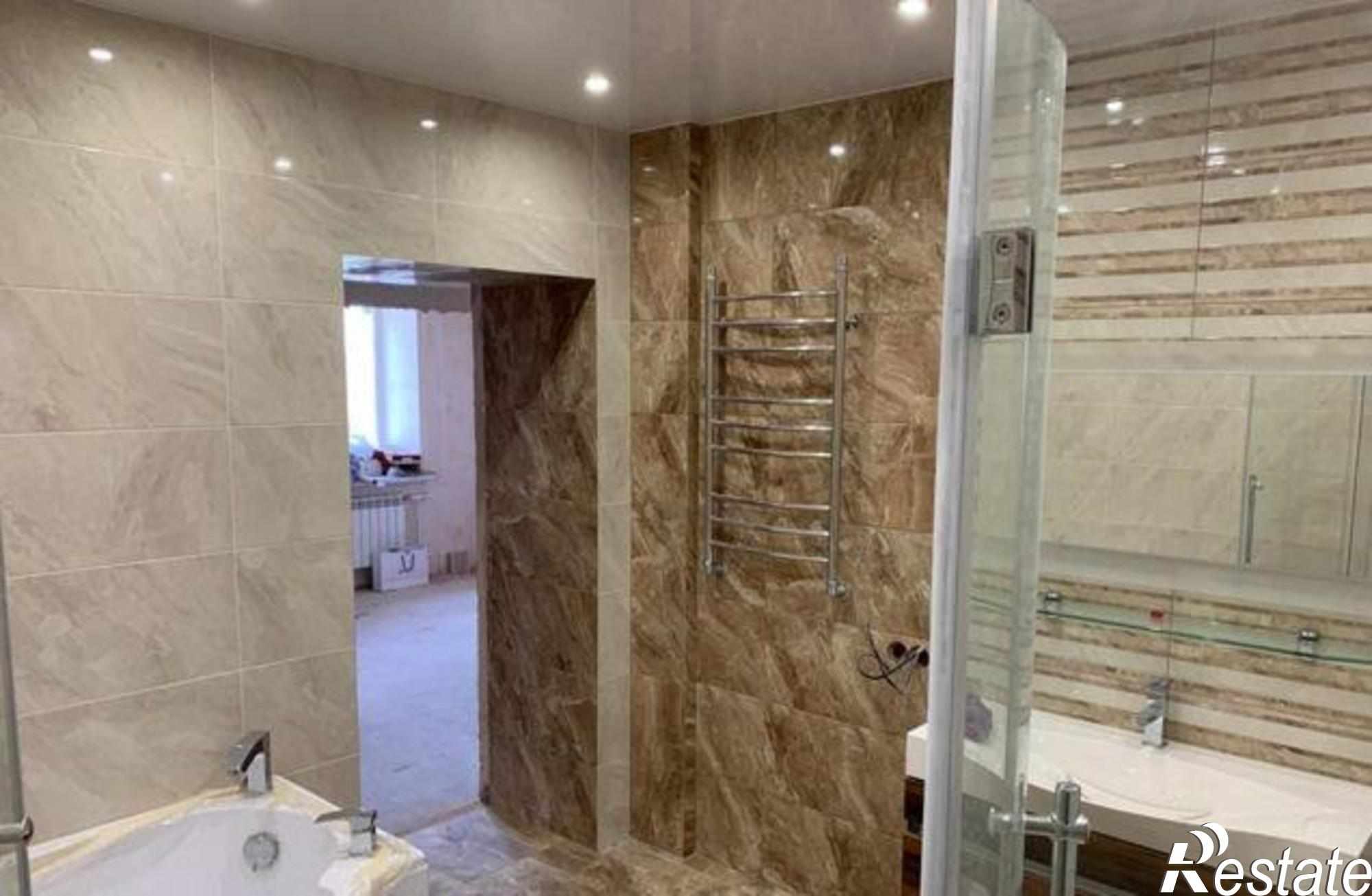 Купить квартиру за 8 270 000 рублей на улица Евдокимова, 37А