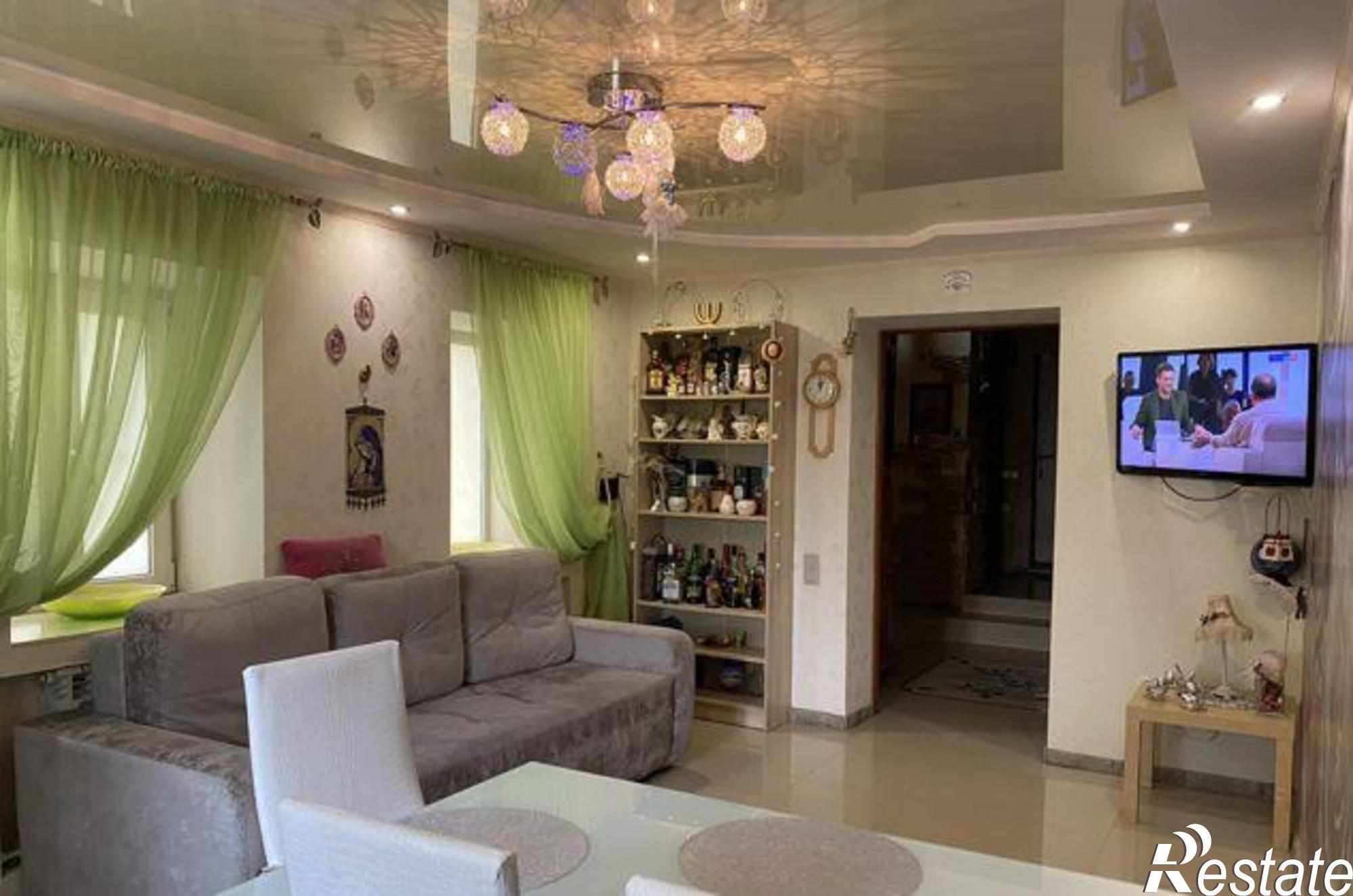 Купить дачу, дом, коттедж за 9 450 000 рублей на Мичуринская улица, 64/16
