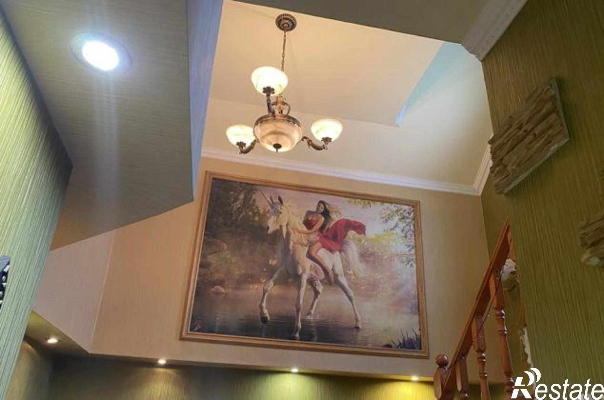 Купить дачу, дом, коттедж за 9 450 000 рублей на Мичуринская улица, 64/16
