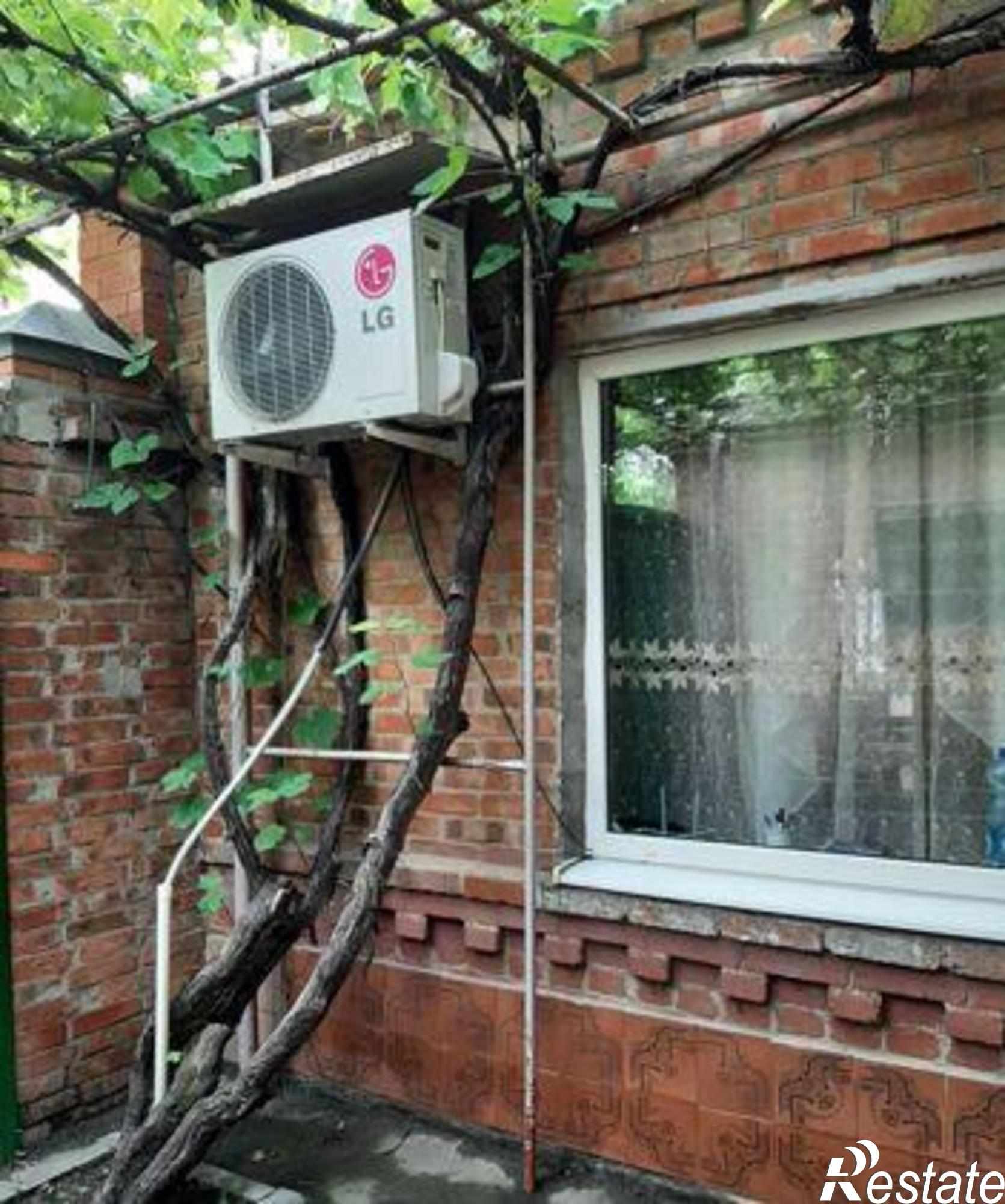 Купить дачу, дом, коттедж за 10 450 000 рублей на Оренбургский переулок, 110