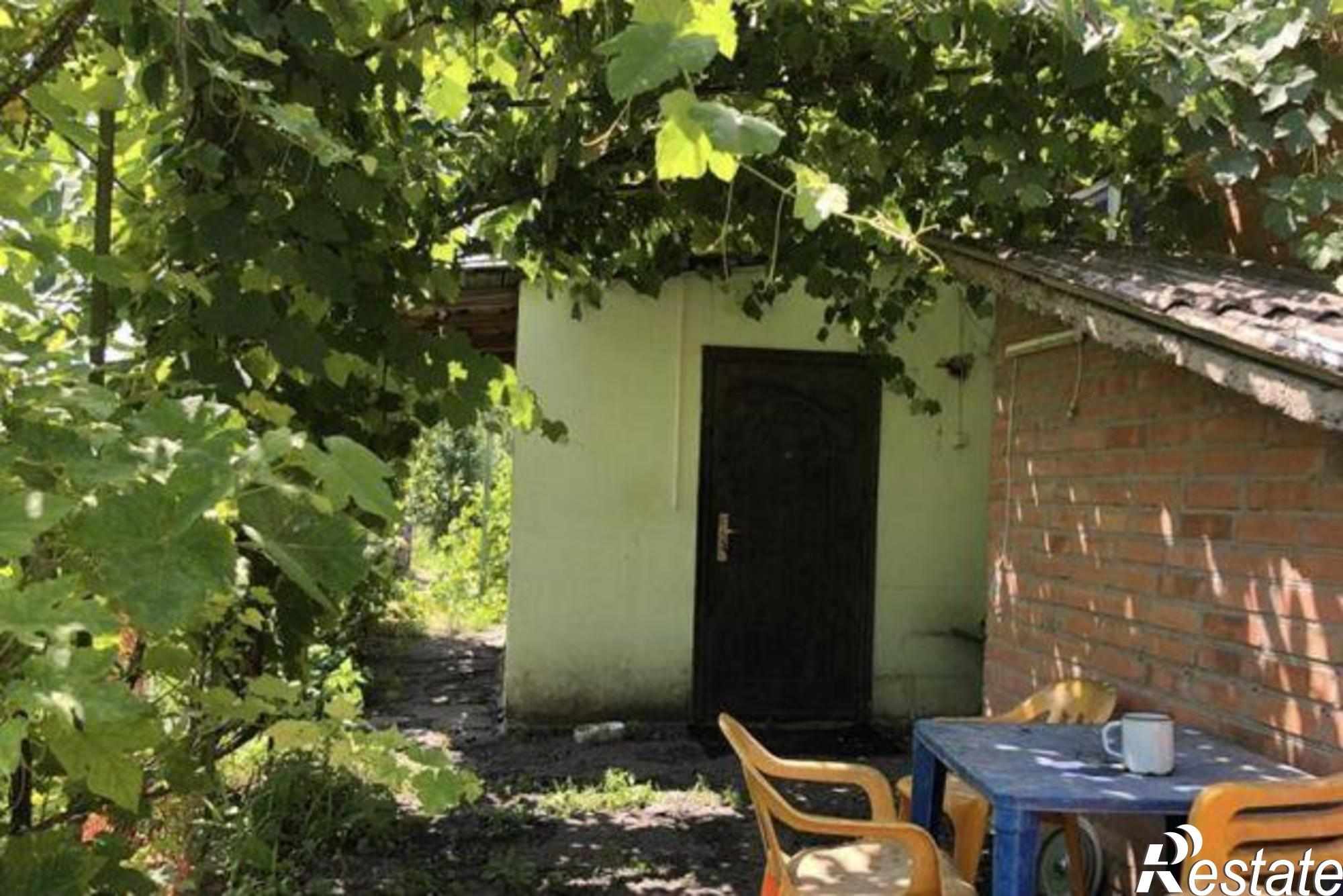Купить дачу, дом, коттедж за 1 900 000 рублей на площадь Советов, 23