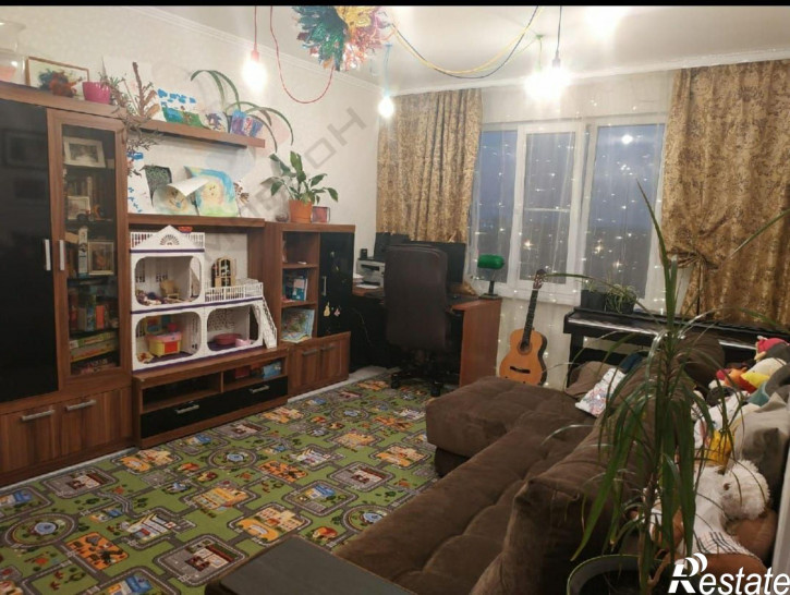 3-комн квартира Высотная ул, 7