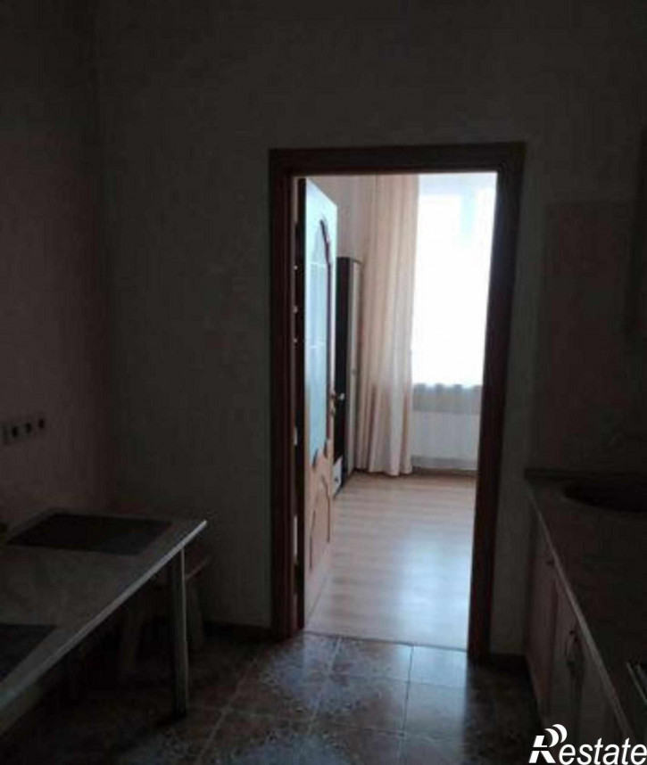 2-комн квартира улица Скачкова, 52