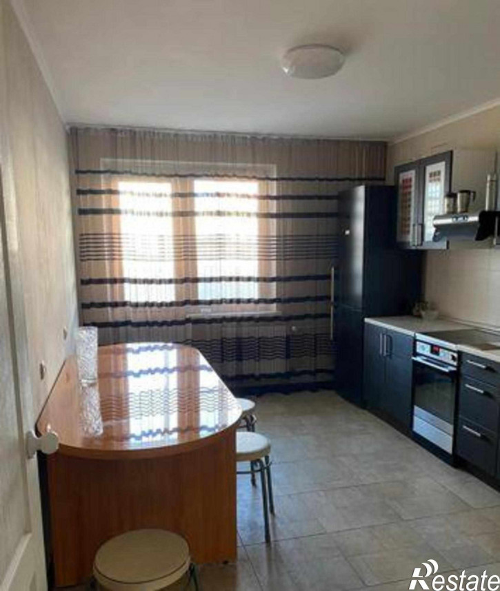 2-комн квартира улица Платона Кляты, 27
