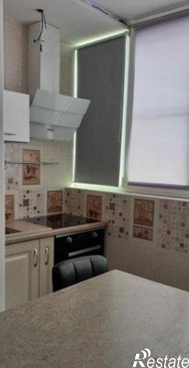 2-комн квартира переулок Салютина, 2А