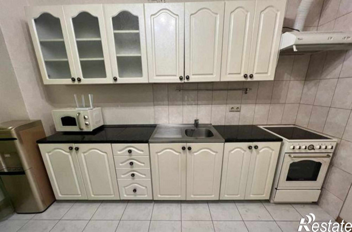 1-комн квартира улица Закруткина, 61