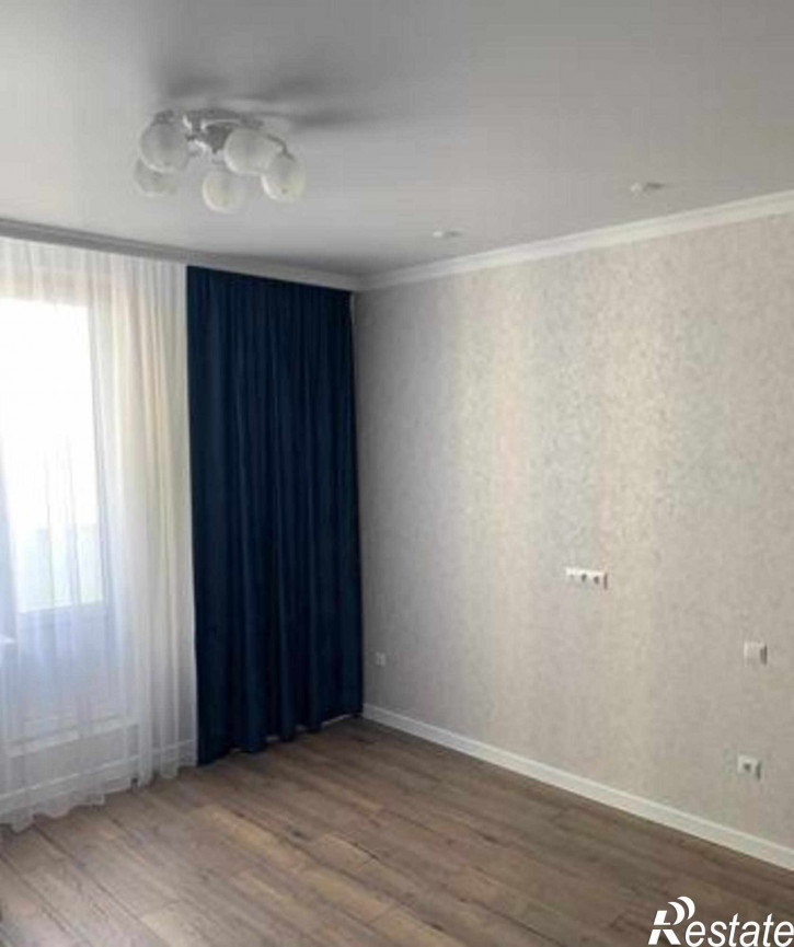 2-комн квартира улица Ткачёва, 15