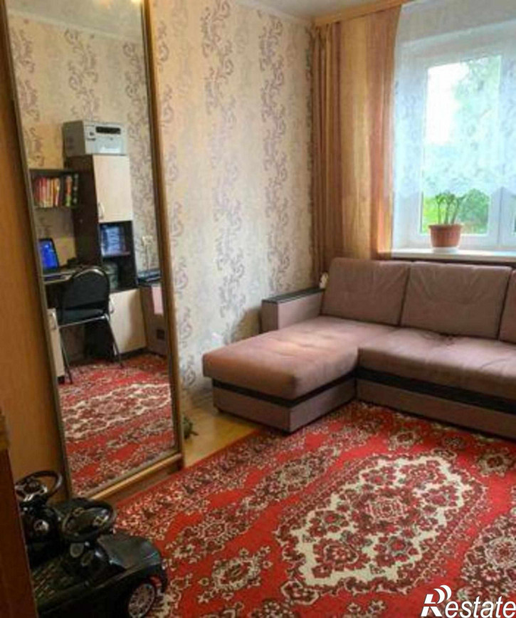 3-комн квартира улица Федора Зявкина, 33
