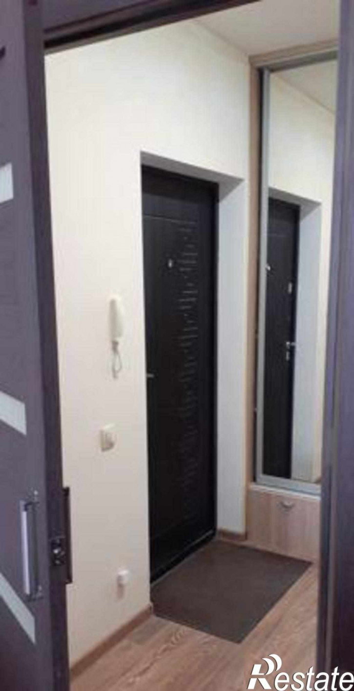 2-комн квартира переулок Салютина, 2А
