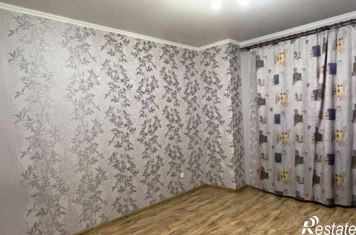 1-комн квартира улица Закруткина, 61