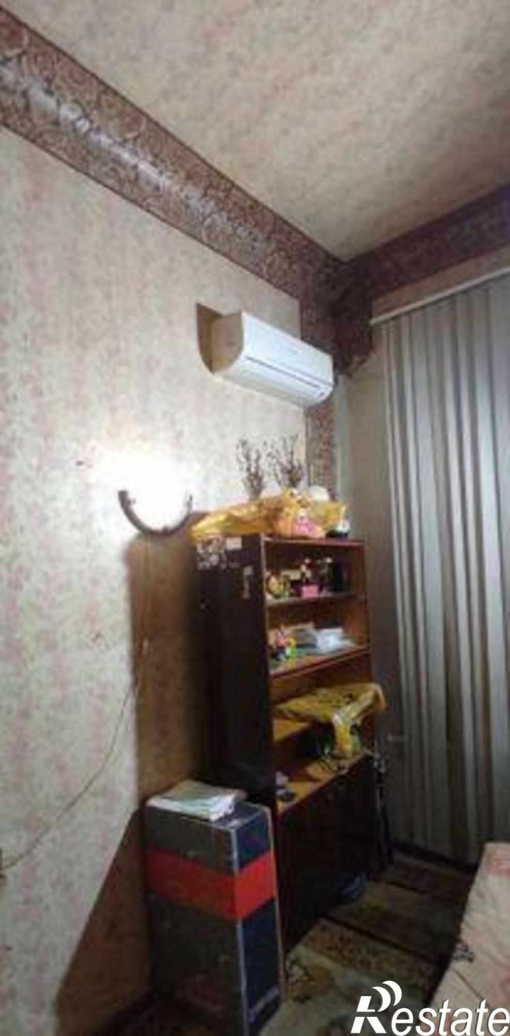 2-комн квартира улица 30-я Линия, 16