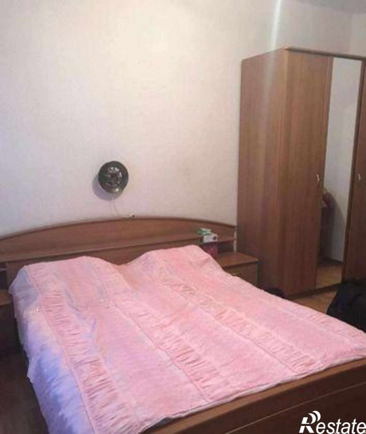 3-комн квартира улица Первеевой, 14