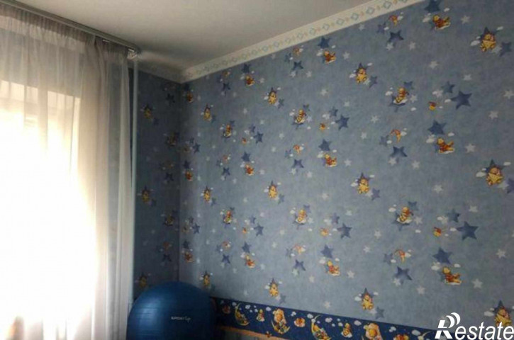 3-комн квартира улица Профинтерна, 12