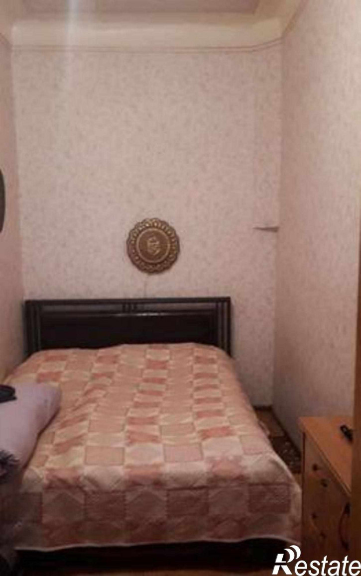 3-комн квартира улица Первеевой, 14