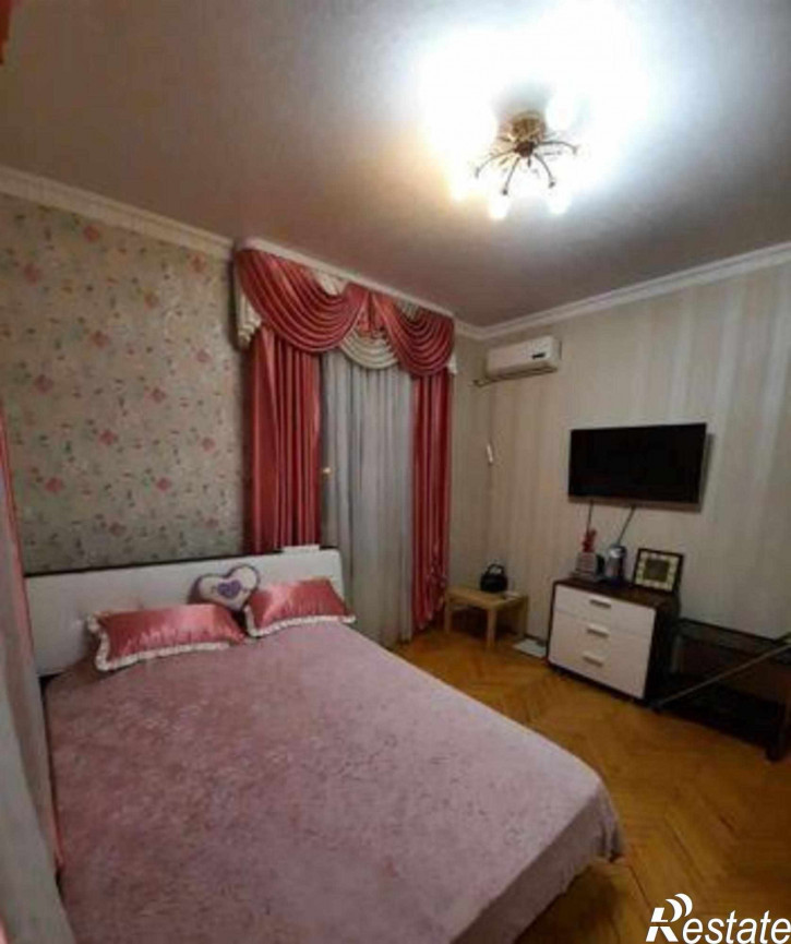 2-комн квартира Доломановский переулок, 1