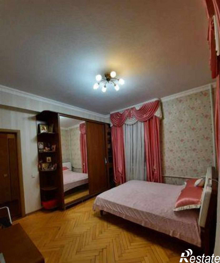 2-комн квартира Доломановский переулок, 1