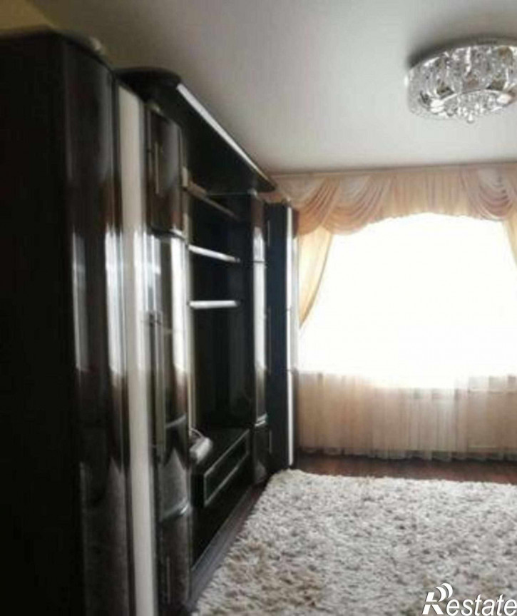 2-комн квартира проспект Космонавтов, 27/2