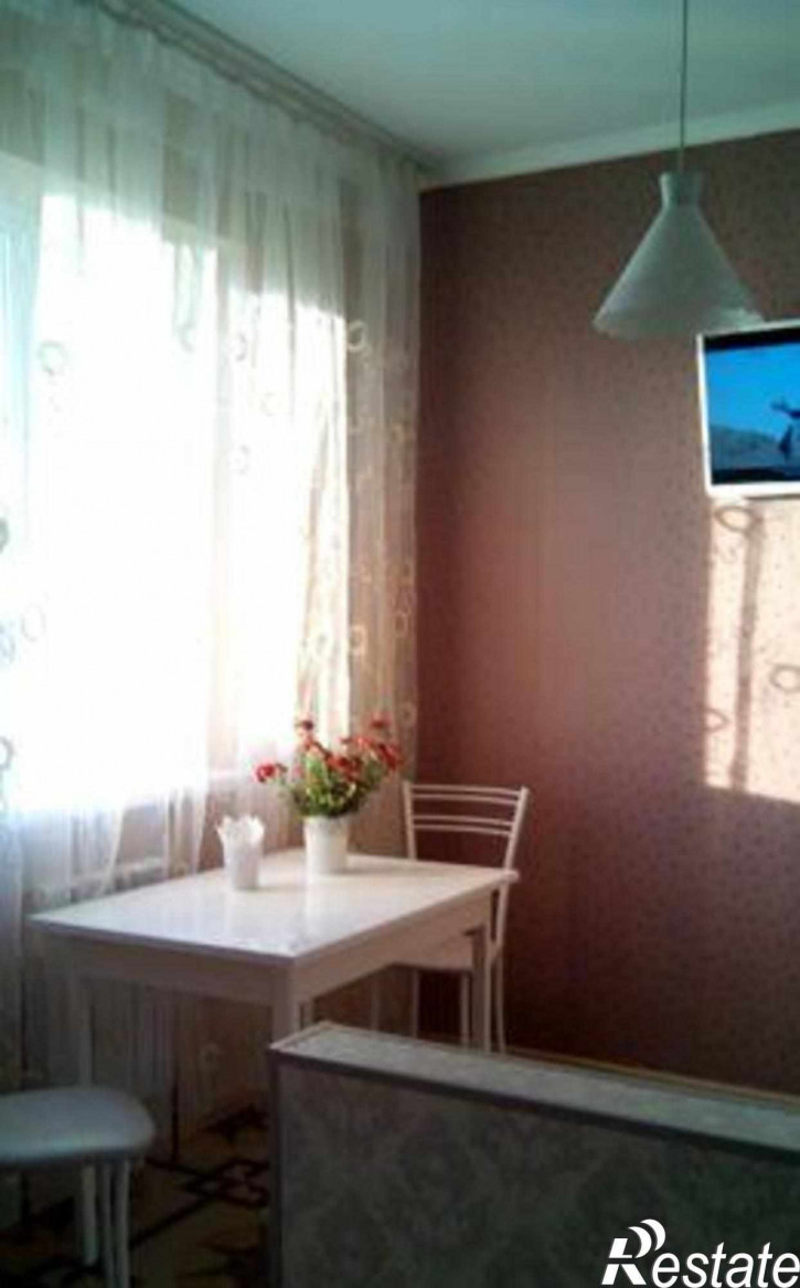 2-комн квартира 20-я улица, 43
