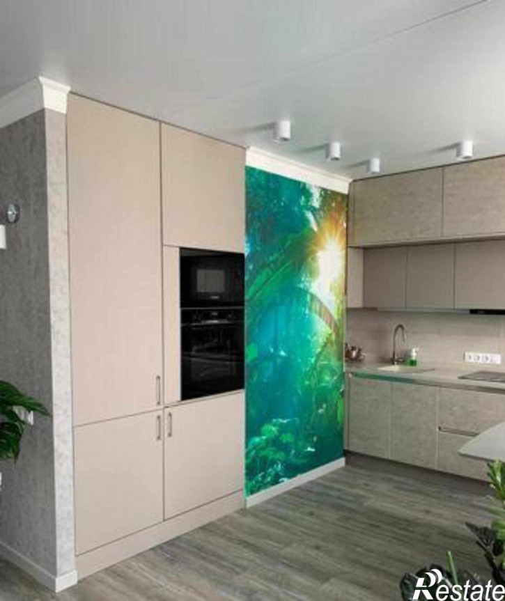 3-комн квартира проспект Королёва, 20А