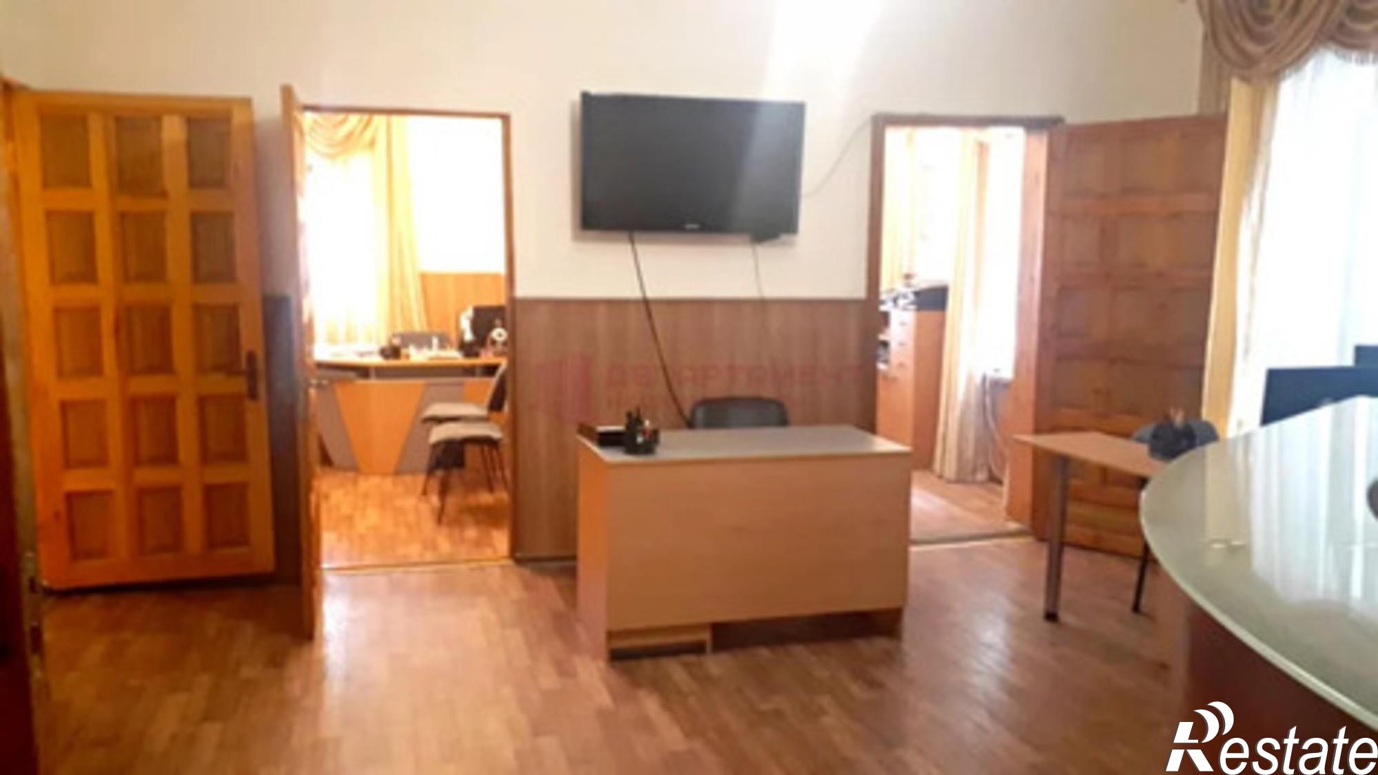 Сдать офис, помещение под офис за 60 000 рублей на ул. Александра Невского, 1