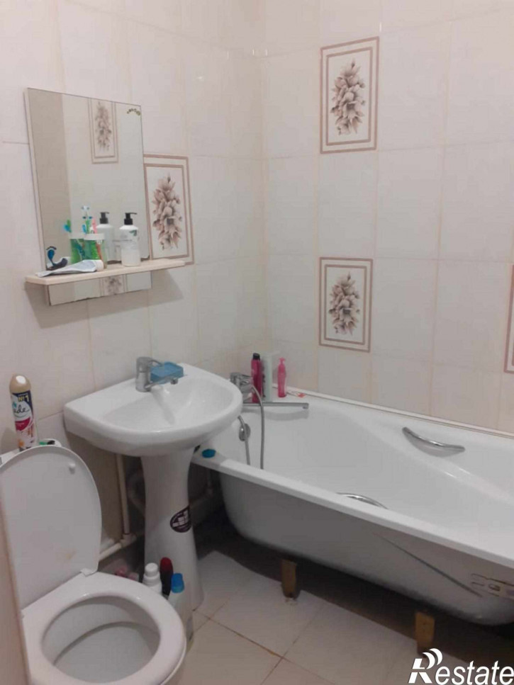 3-комн квартира Орджоникидзе ул, 45