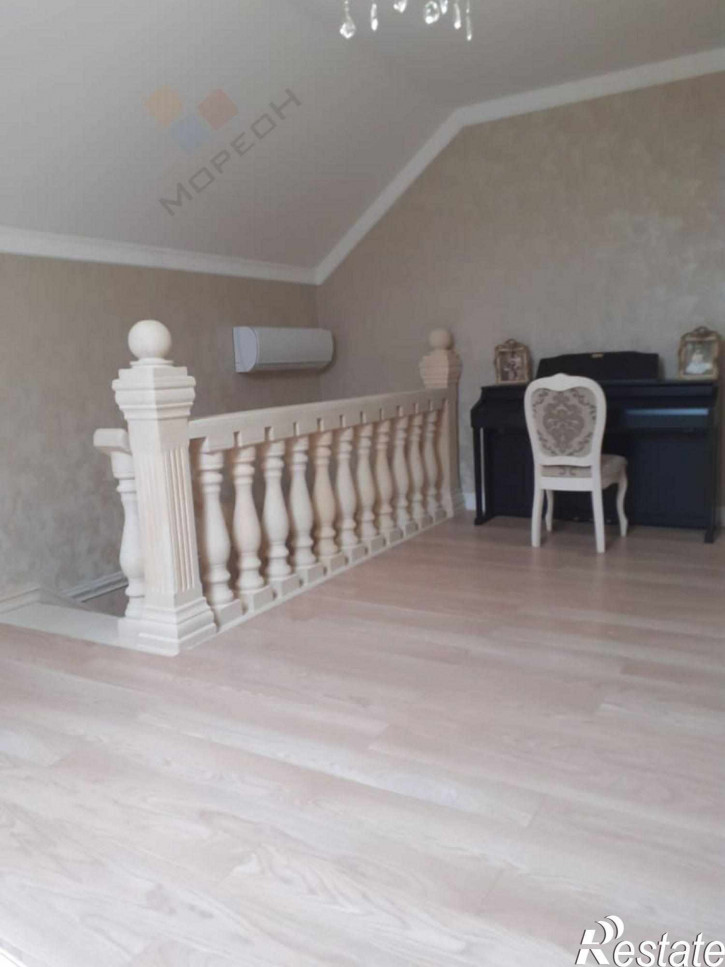 4-комн квартира Ивана Рослого ул, 18к3