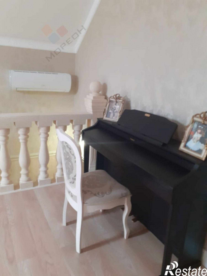4-комн квартира Ивана Рослого ул, 18к3