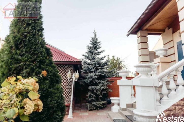 Коттедж/дом Конноармейская улица, 18
