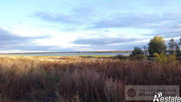 Земельный участок Знаменка село