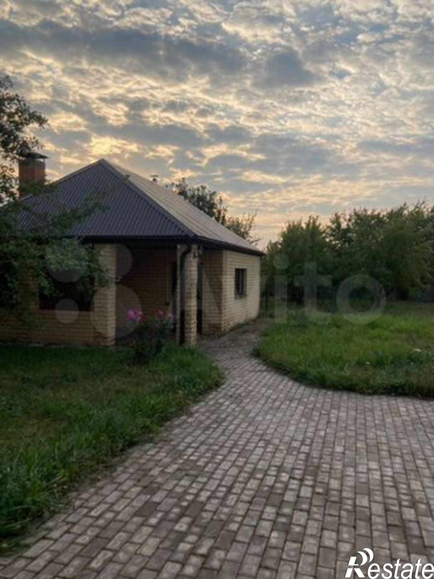 Купить дачу, дом, коттедж за 5 300 000 рублей на Строительная улица, 11