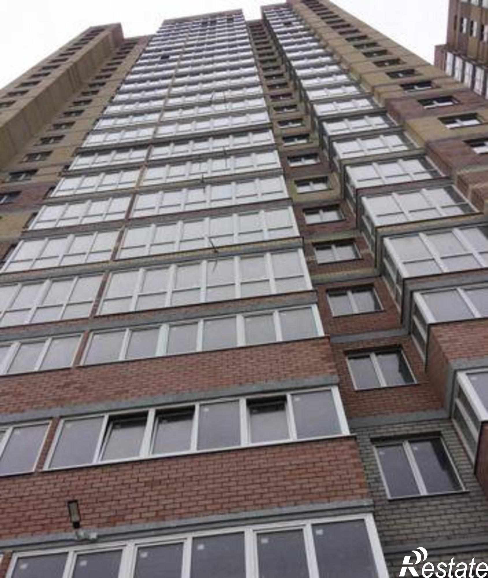 Купить квартиру за 3 570 000 рублей на Днепровский переулок, 117