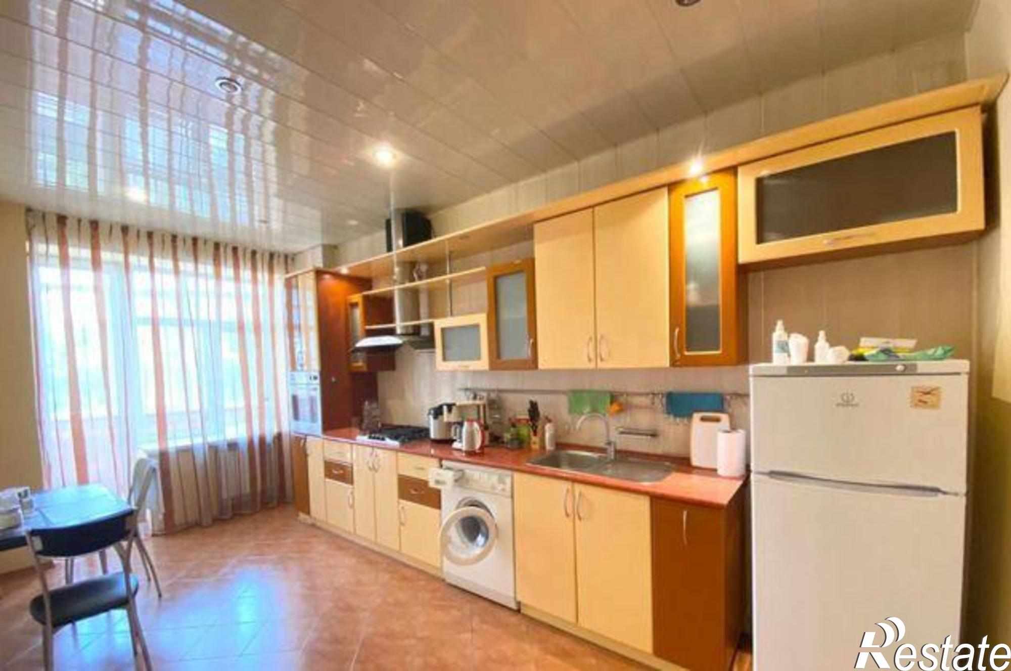 Купить квартиру за 8 840 000 рублей на Большая Садовая улица, 39А