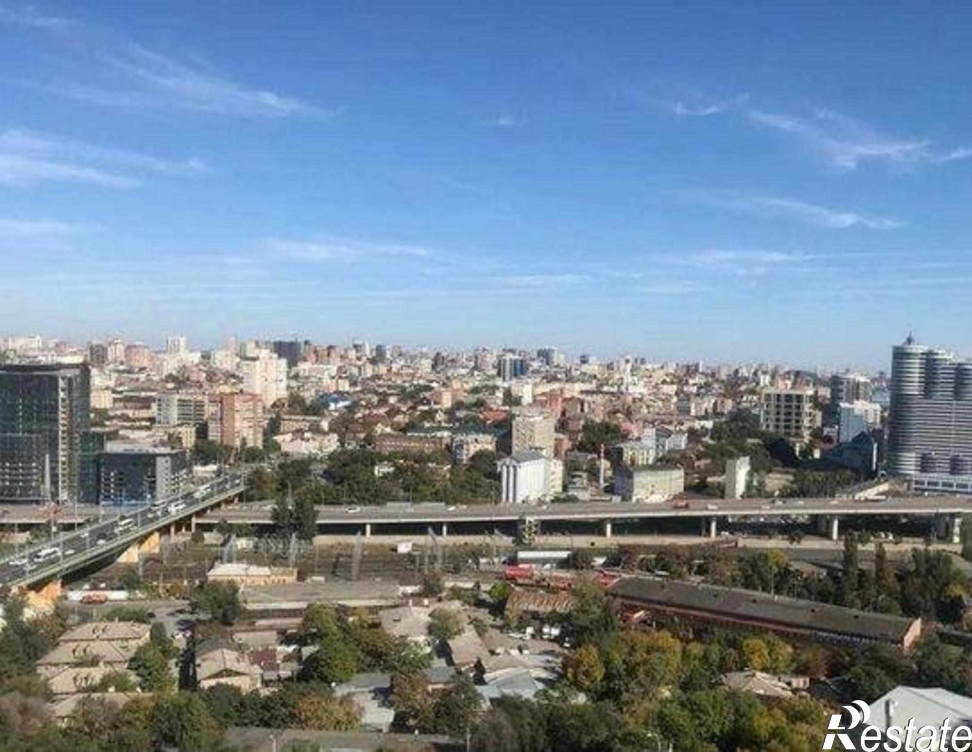 Купить квартиру за 4 230 000 рублей на Зеркальный переулок, 7