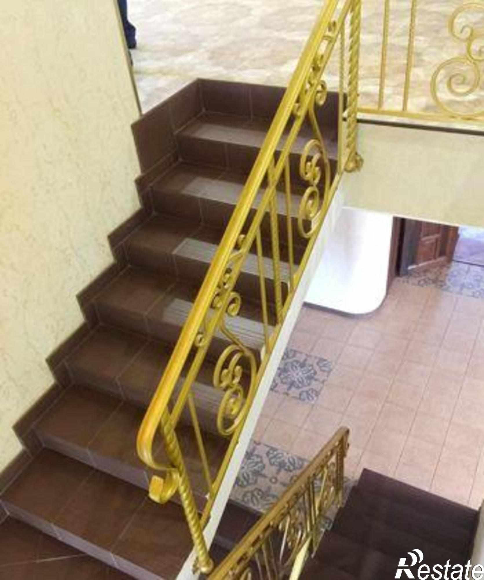 Купить дачу, дом, коттедж за 11 400 000 рублей на Молодёжная улица, 15